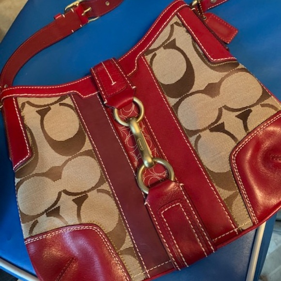 Coach Handbags - Coach Signature Collection Purse